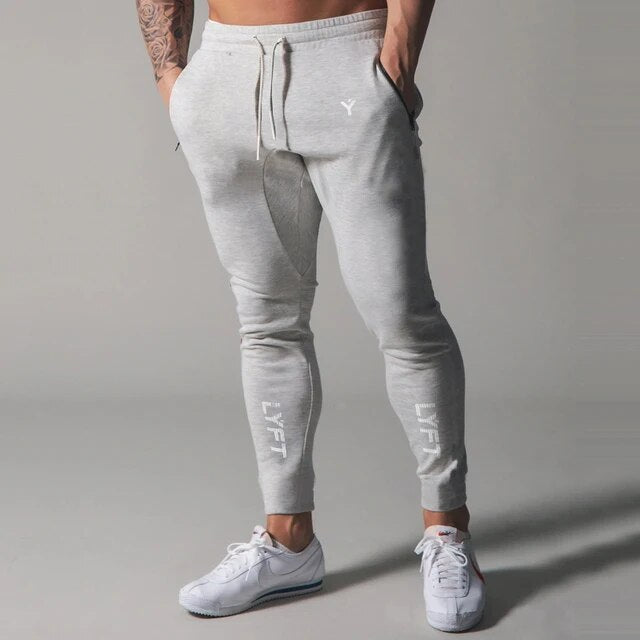 Männer Jogginghose / Slim fit